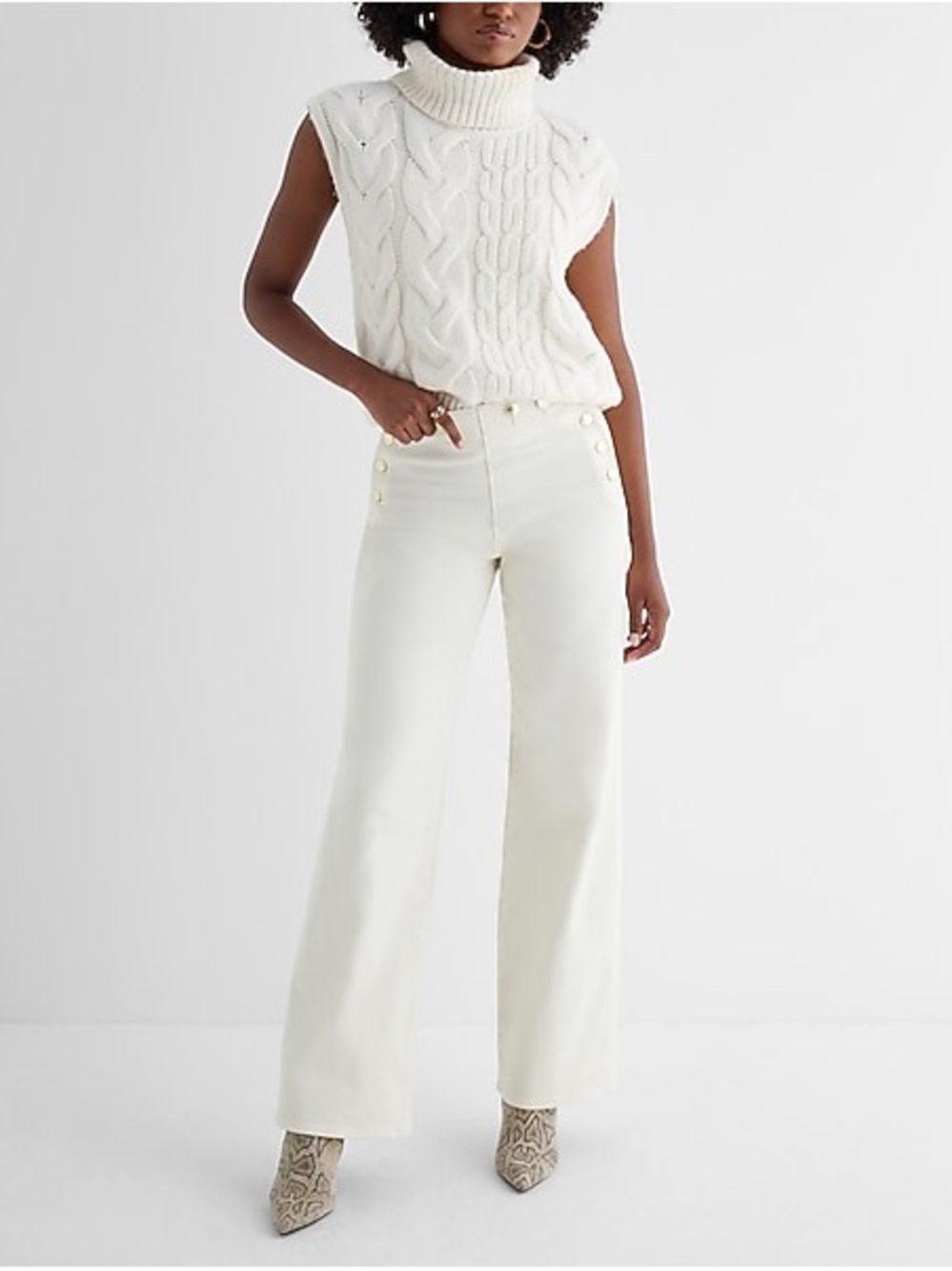 EXPRESS High-Rise Wide-Leg Women’s Jeans in Cream 4R